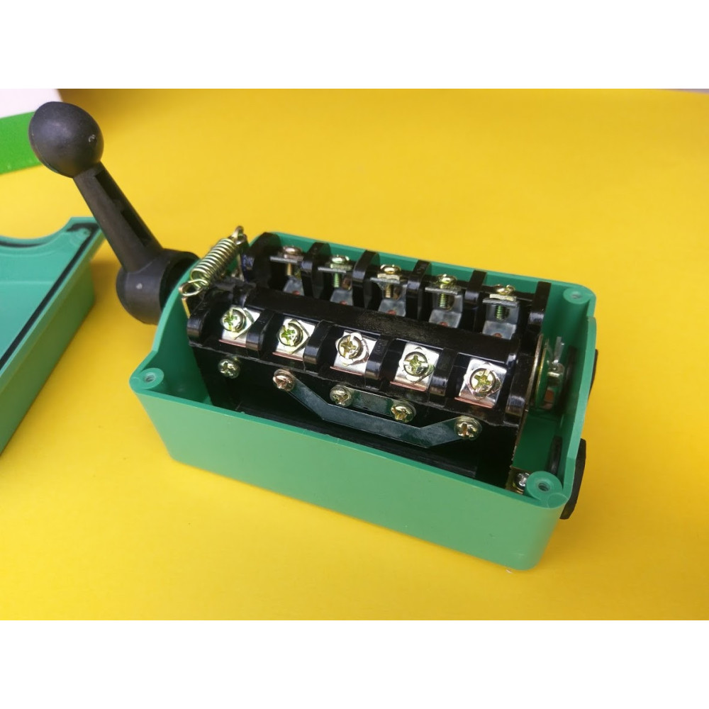 Gallery_ref-001_ref-001-reversible-para-motor-trifasico-60-amps_571.jpg