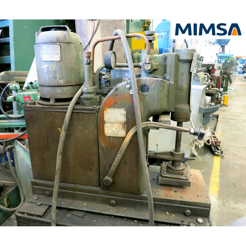 Gallery_trq-1020_trq-1020-prensa-tipo-c-hidraulica-de-banco-modelo-midget-capacidad-1-ton-marca-denison-multipress_3379.jpg