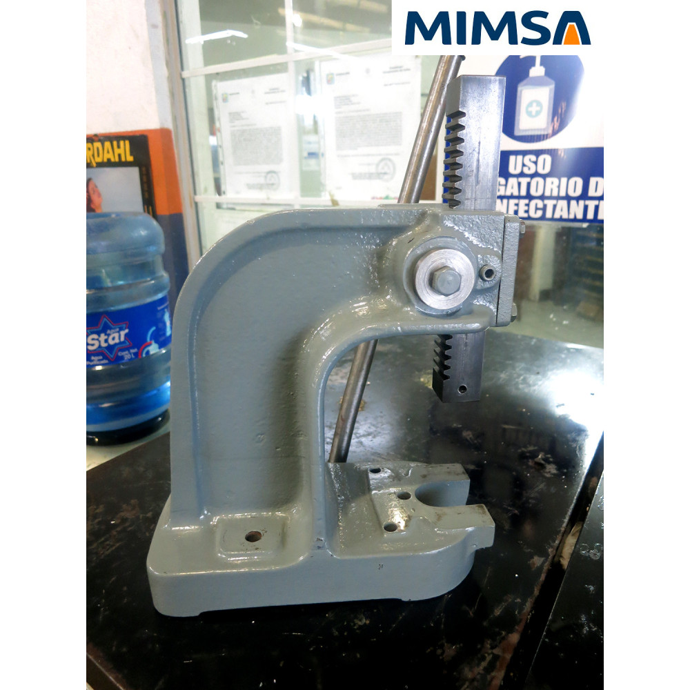 Gallery_trq-951_trq-951-prensa-tipo-cremallera-manual-no001-capacidad-1-ton-marca-dake_2718.jpg