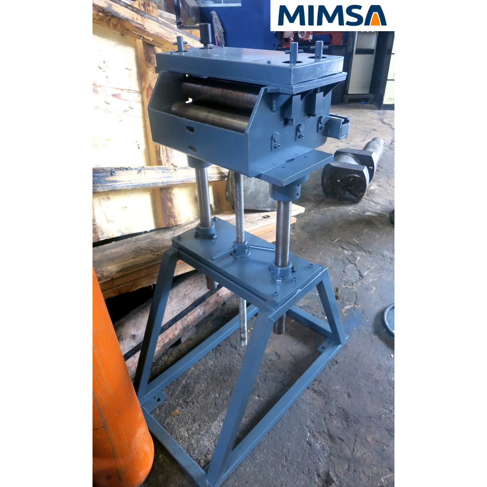 Gallery_lam-573_lam-573-nivelador-de-lamina-manual-capacidad-ga20-0036-x-12-ancho-marca-sm_1911.jpg