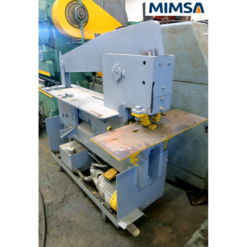 [lam-588] lam-588 Metalera de acción hidráulica capacidad 50 Ton, marca Scotchman