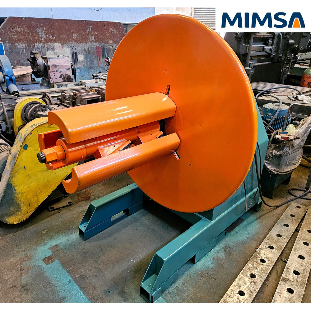 [lam-617] lam-617 Desenrollador de mandril motorizado, capacidad 10,000 Lbs x 32" ancho, marca American
