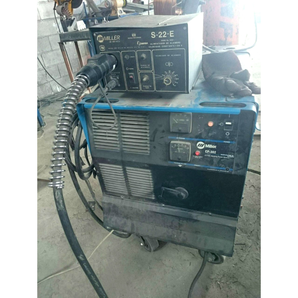 [msc-750] msc-750 Miller (E.U.A.) Maquina de soldar electrica CV DC para microalambre (MIG) modelo CP-302, capacidad 300 Amps